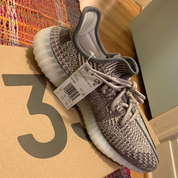 SOLD - adidas Yeezy Boost 350 v2 ZYON - Picture 8 of 11